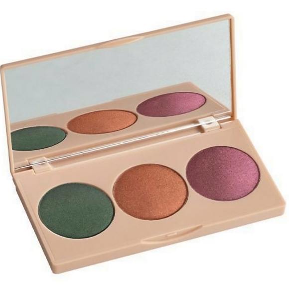 Farmasi Other - Farmasi Boo Pallette